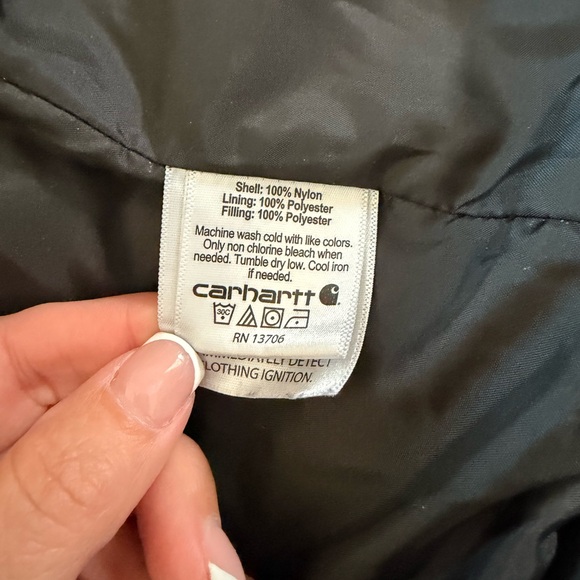 Carhartt Kids Gilliam Hooded Jacket in
Black Size Medium - Picture 8 of 9